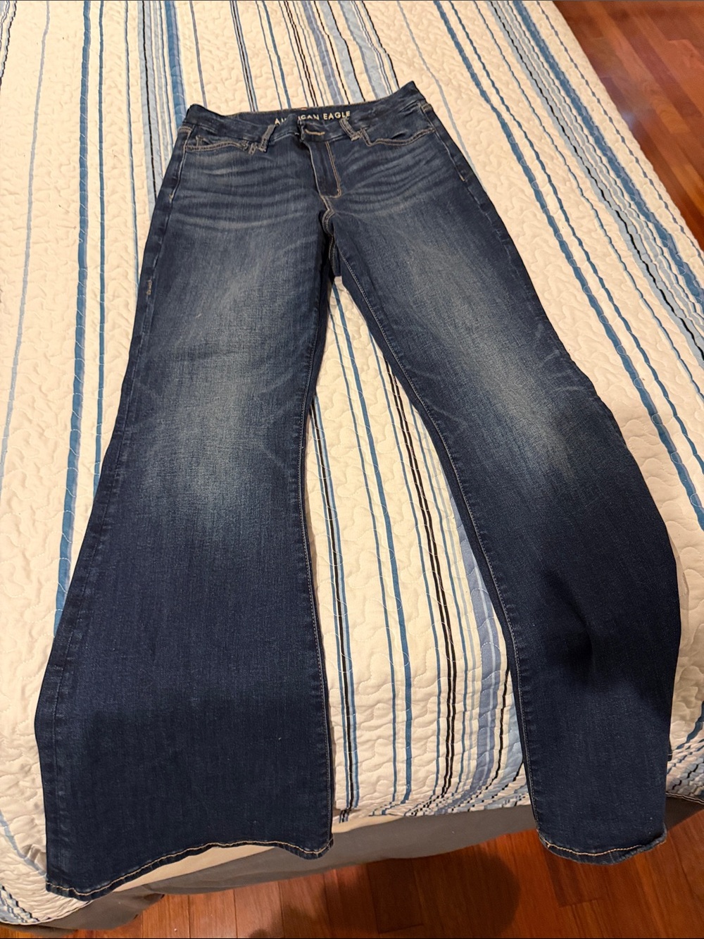 American Eagle Outfitters Dark Blue Flared Women's Jeans